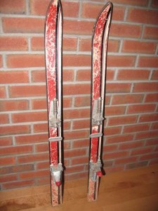 Victor Skis with Cubco bindings (picture courtesy of Ed Pearson)